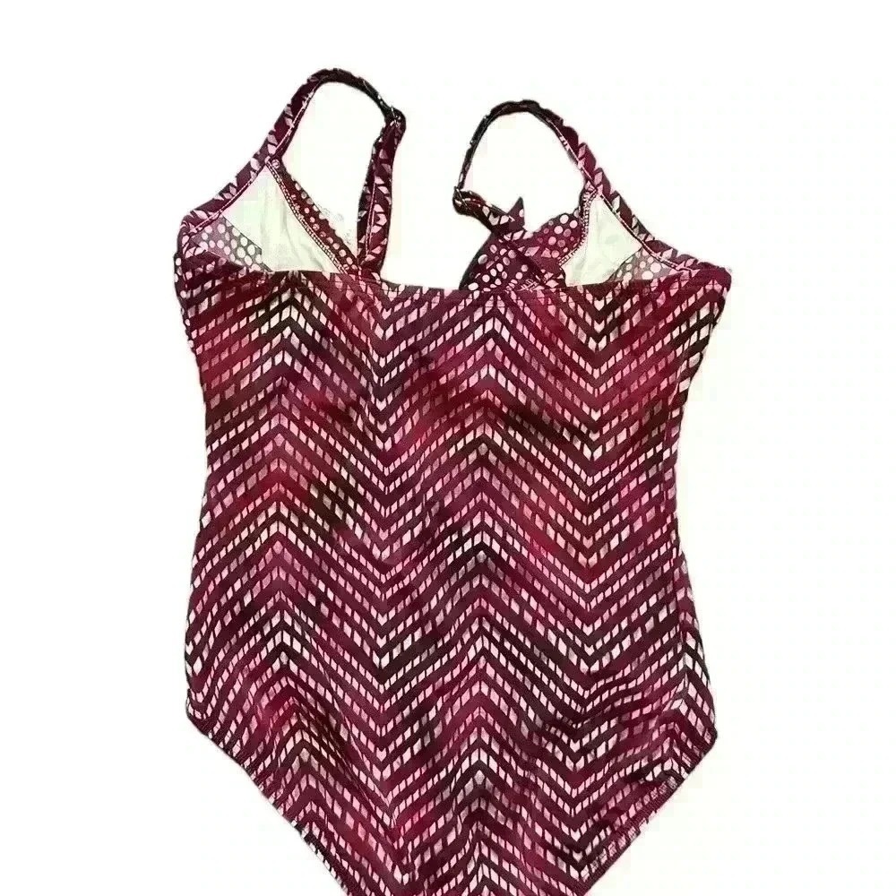 Size 10 MiracleSuit Babylon Pin Up Style One Piece Bathing Suit